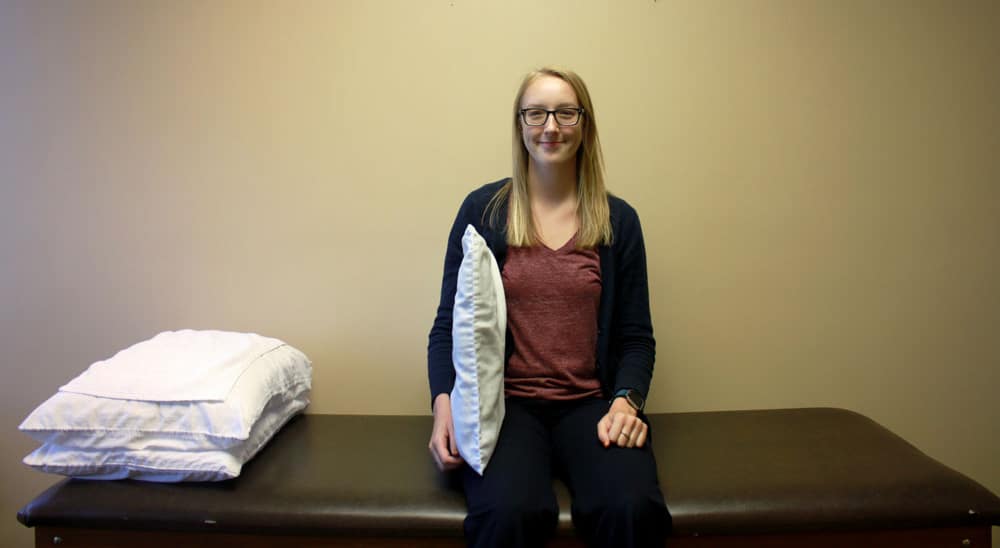 The Side-Sleeper’s Dream: Spine, Pillows, and Posture Essentials